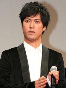 桐谷健太 照片,光影交织下的魅力偶像